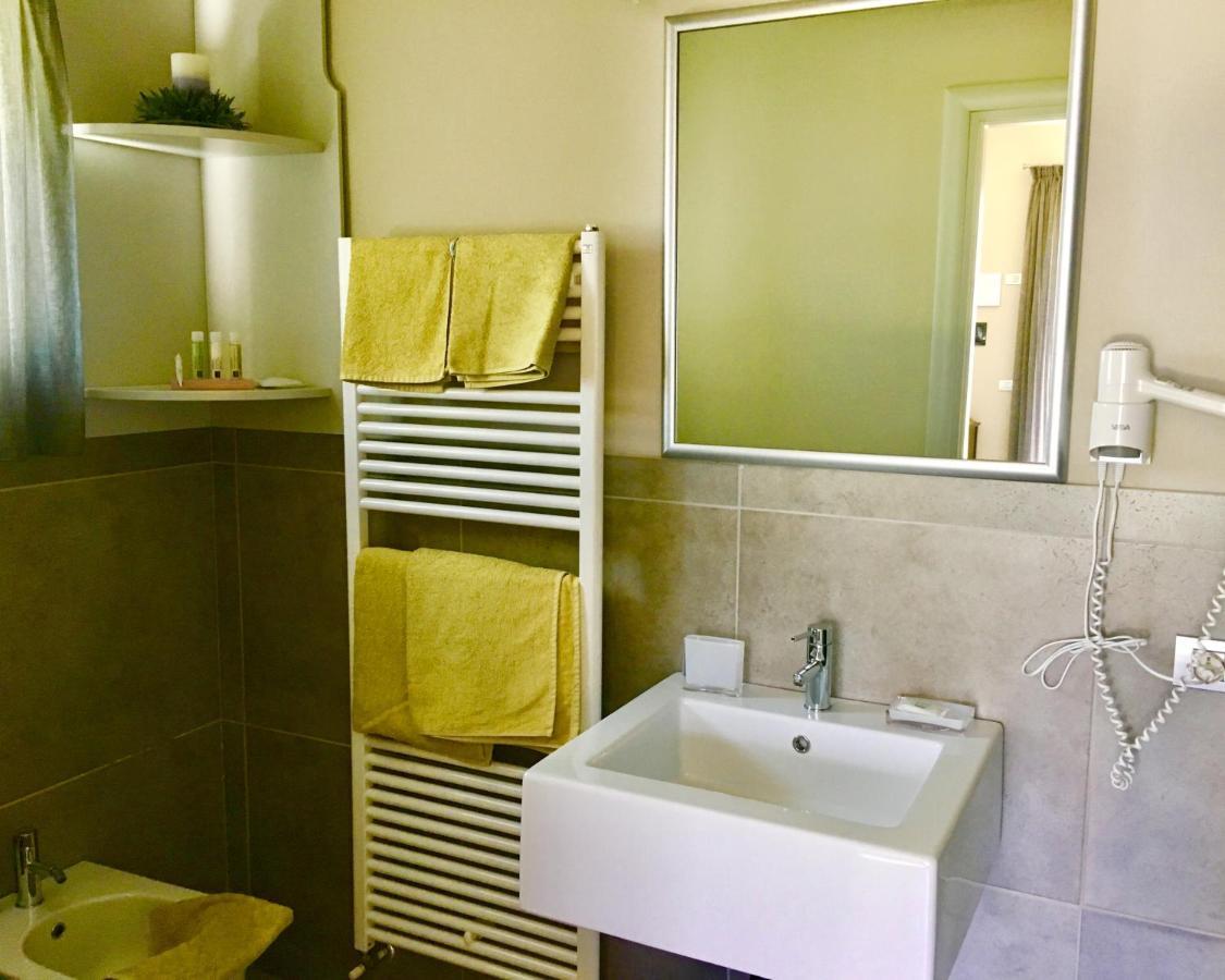 B&B Re' Perone Anfo Dış mekan fotoğraf